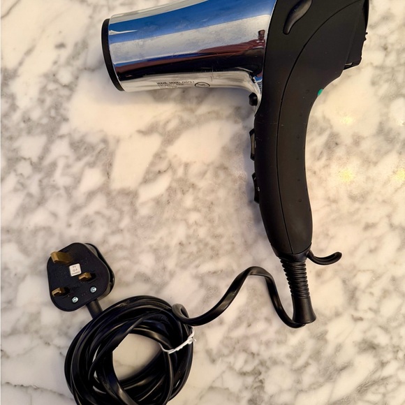 Wahl Chrome Ionic 2000W Hair Dryer Professional Quality Model ZX573-1 - Picture 4 of 11